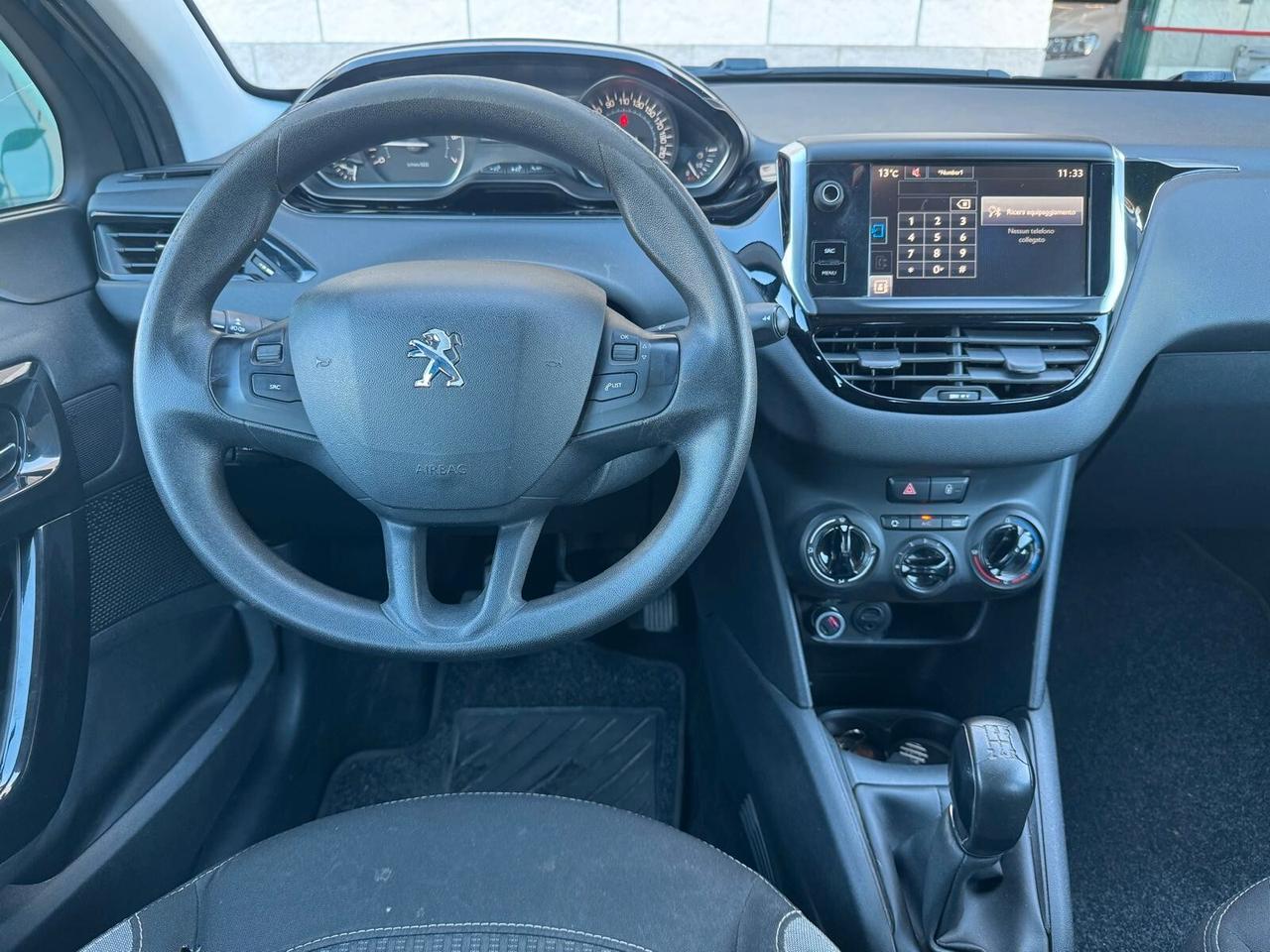 Peugeot 208 PureTech 82 5 porte Allure