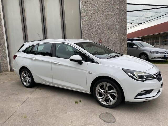 Opel Astra 1.6 CDTi 136CV aut. Sports Tourer Innovation