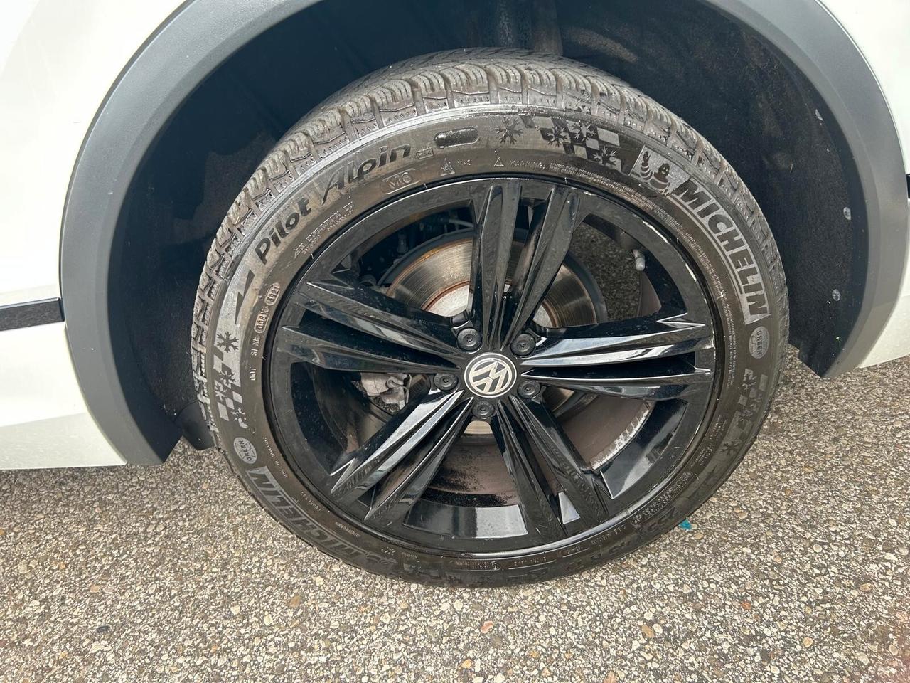 Volkswagen Tiguan Allspace 2.0 TDI 200 CV SCR DSG 4MOT. R-Line TETTO PANORAMICO