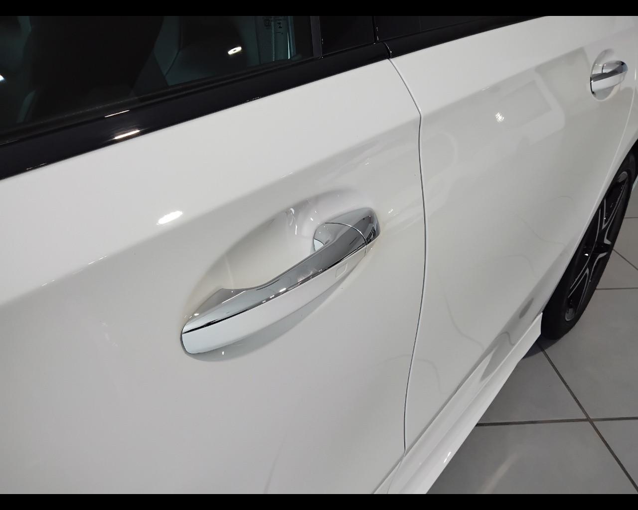 Mercedes-Benz Classe A - W177 2023 - A 180 d AMG Line Advanced Plus auto