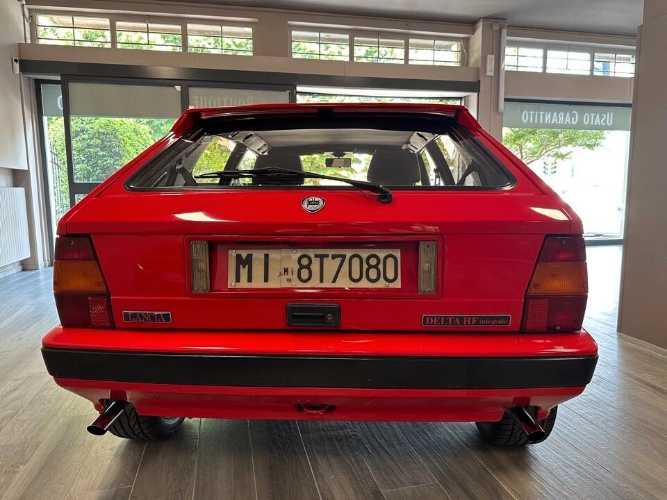 Lancia Delta HF INTEGRALE 8V KAT