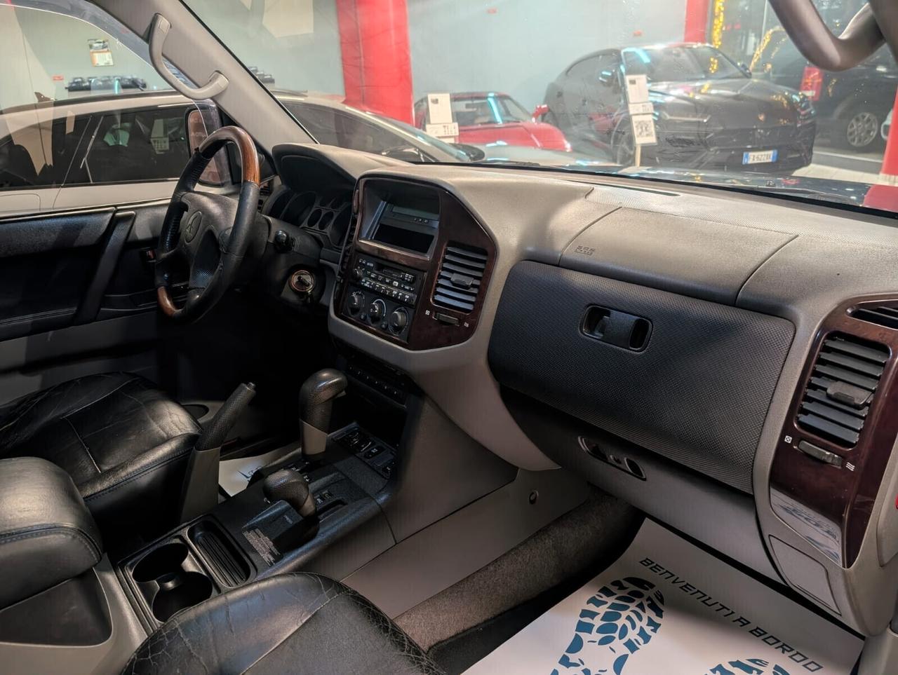 Mitsubishi Pajero 3.2 5 POSTI CAMBIO AUTOMATICO