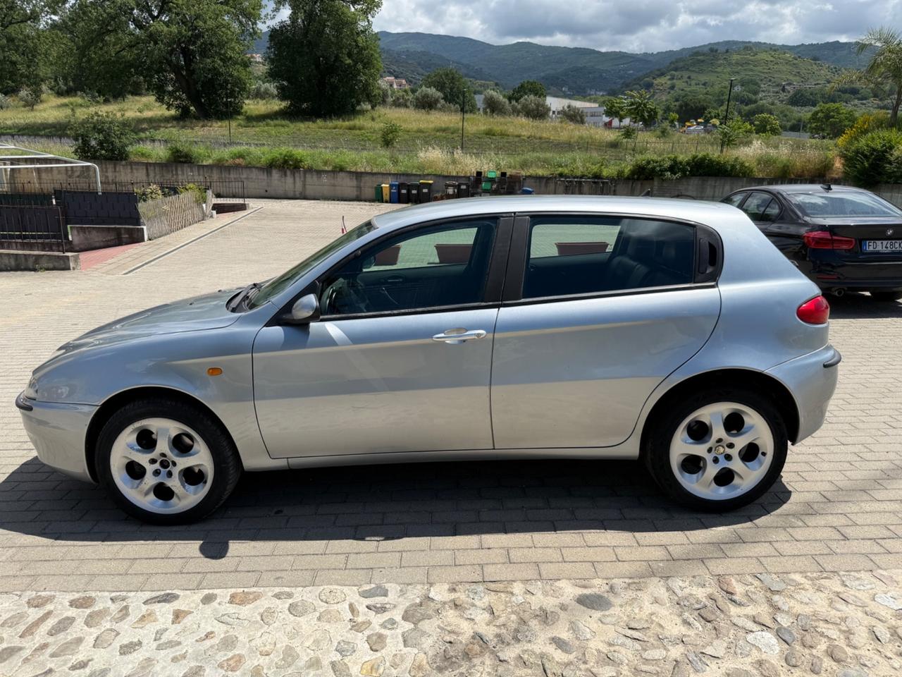 Alfa Romeo 147 1.9 JTD (115 CV) cat 5p. Distinctive