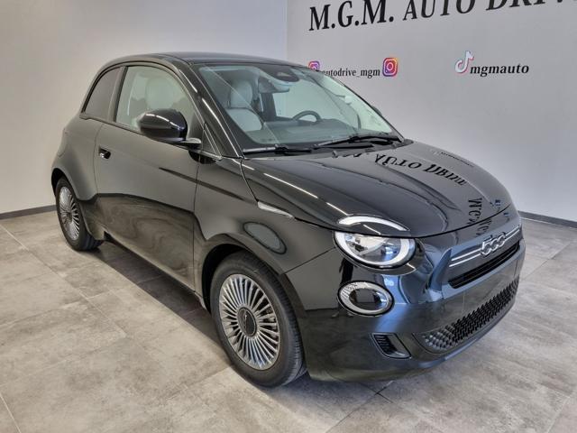FIAT 500 Berlina Hybrid Icon