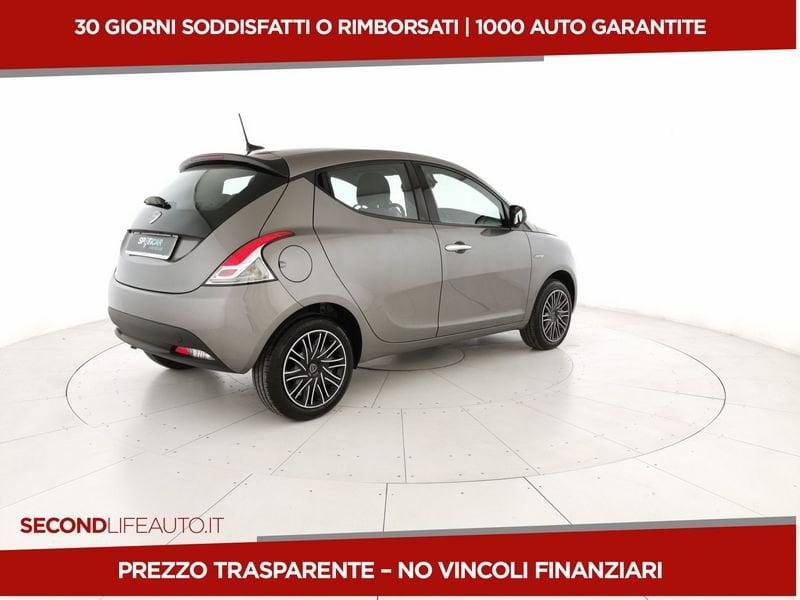 Lancia Ypsilon 1.0 firefly hybrid Gold s&s 70cv 5p.ti