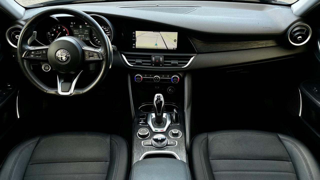 ALFA ROMEO GIULIA 2.2 SUPER AT8 190CV - FULL LED, PELLE, SEDILI RISCALDATI