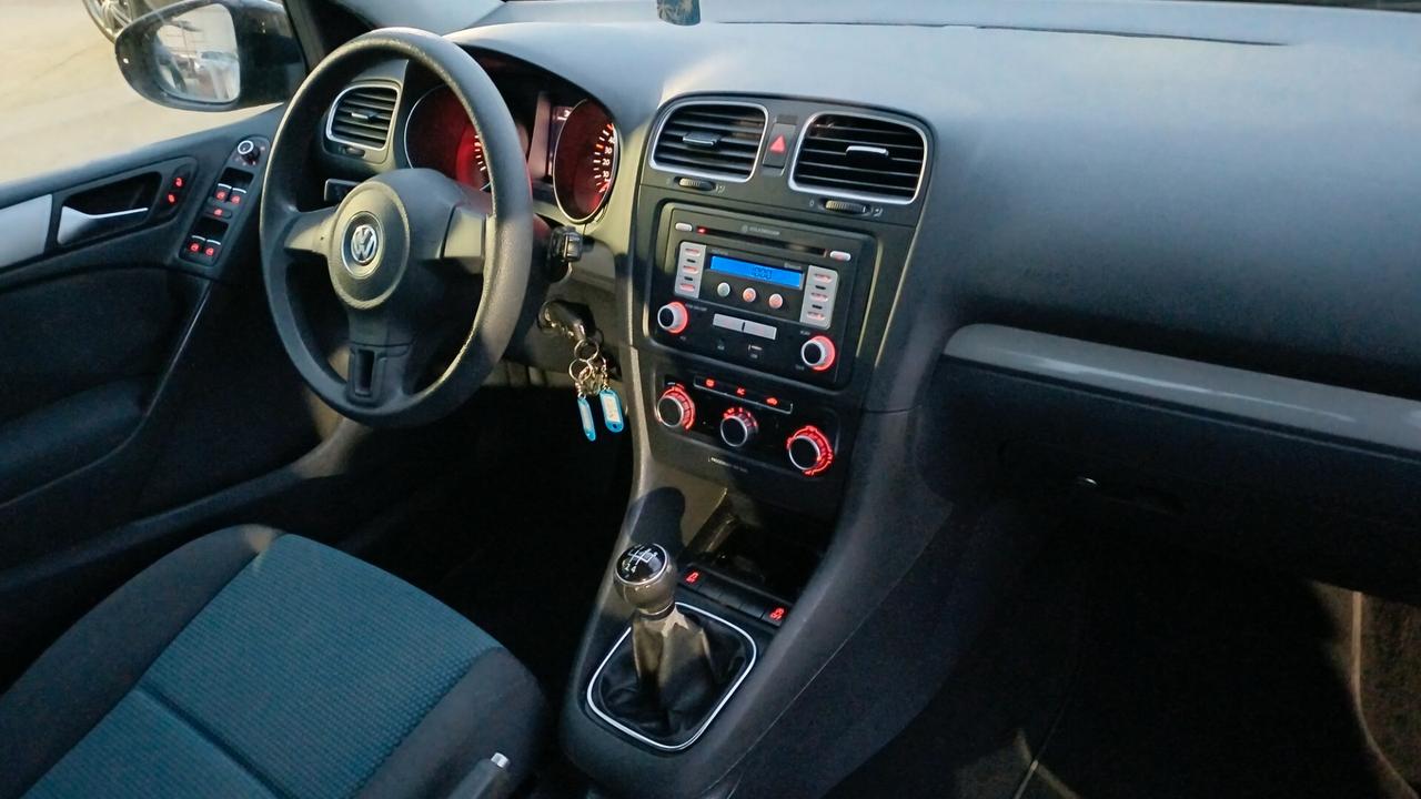 Volkswagen Golf 1.6 TDI DPF 5p. Sport Edition 2011