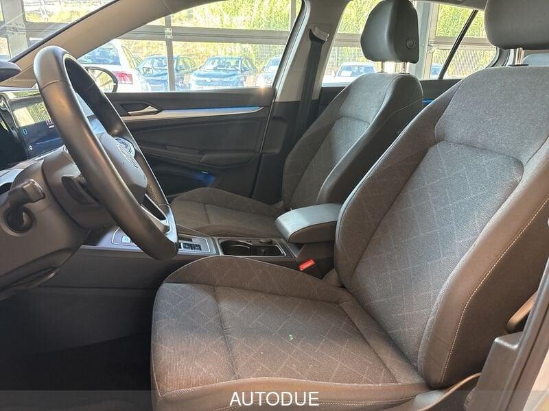 Volkswagen Golf VIII 2020 1.0 etsi evo Life 110cv dsg