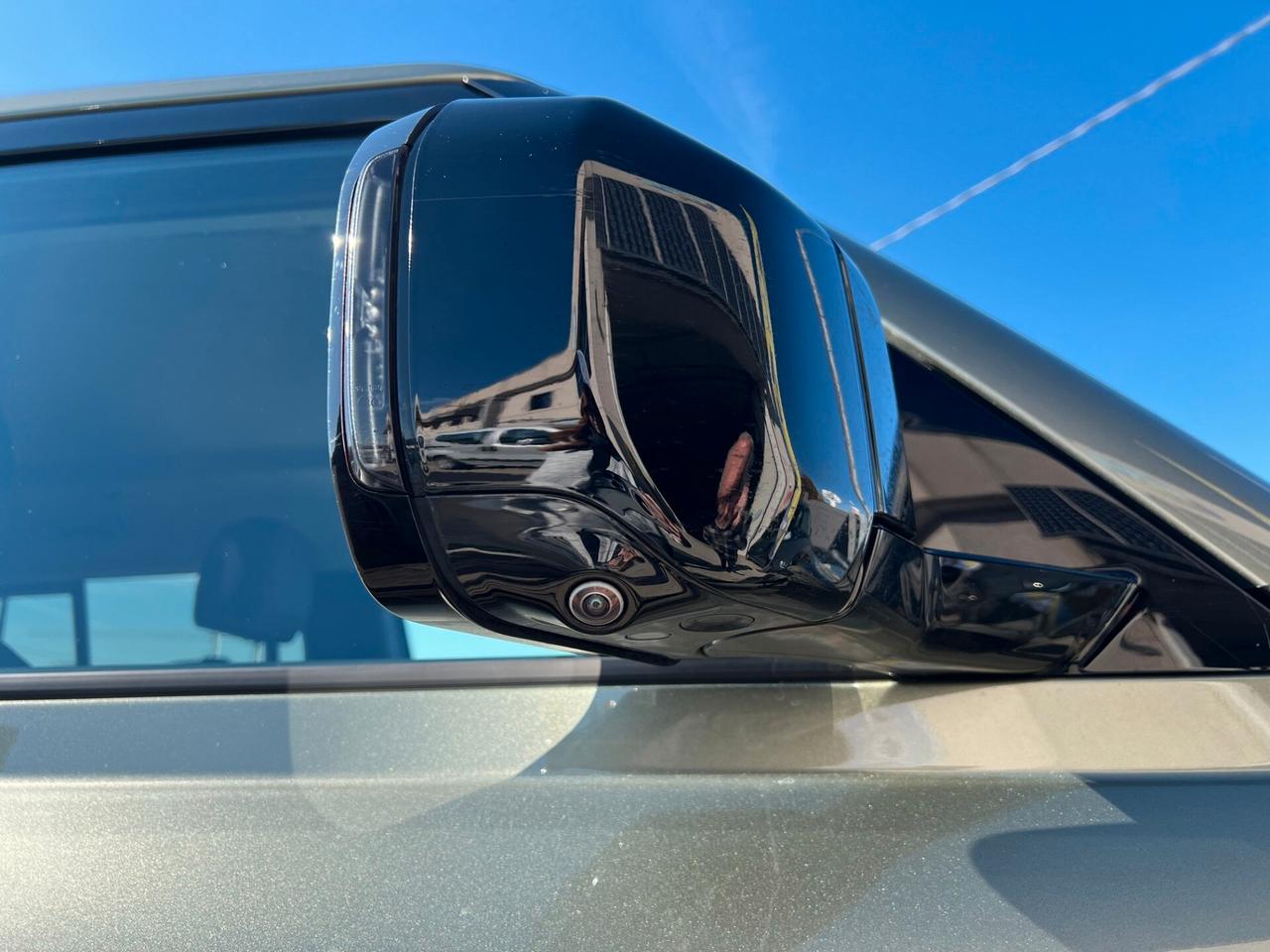 Land Rover Defender 90 3.0D I6 200 CV AWD Auto SE