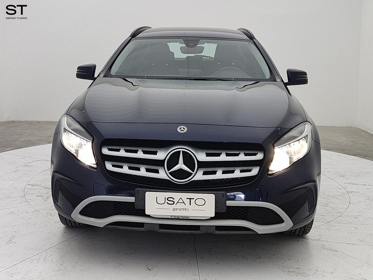 Mercedes-Benz GLA (X156) - GLA 180 d Executive