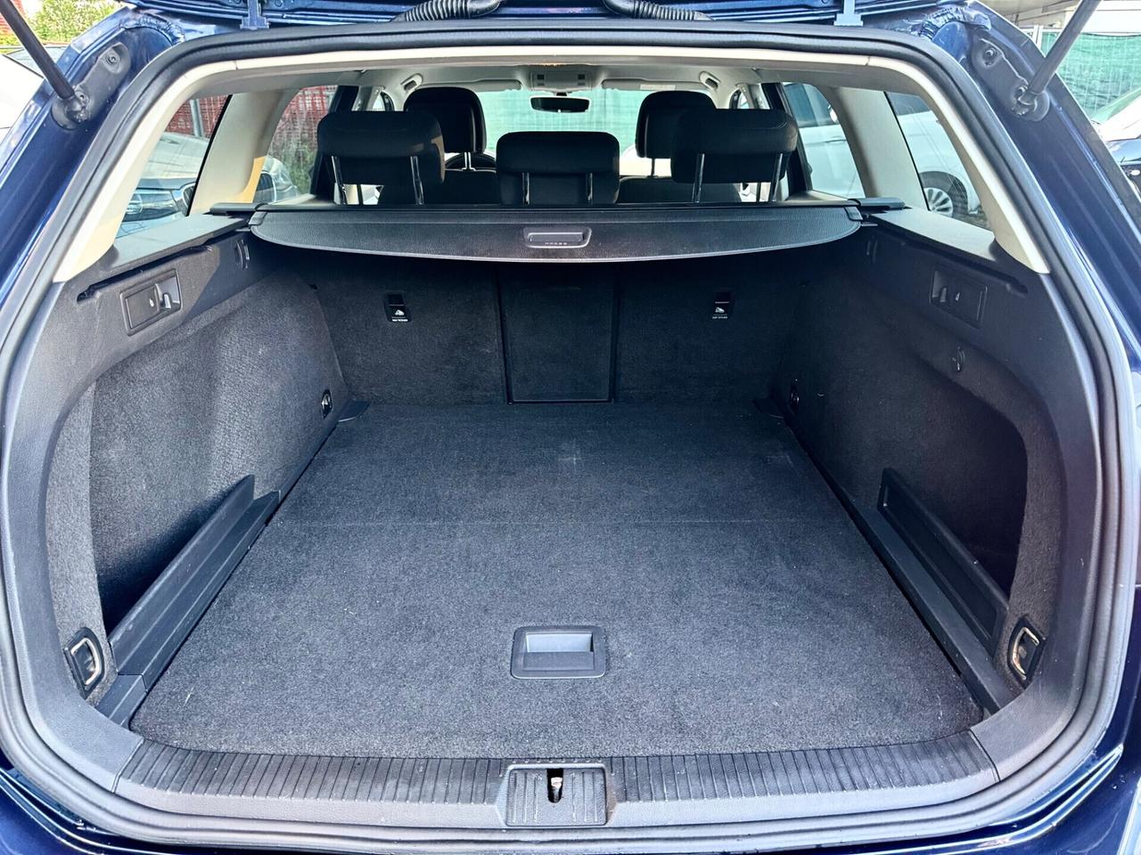 Volkswagen Passat Variant 2.0 TDI DSG Executive 150cv 2015