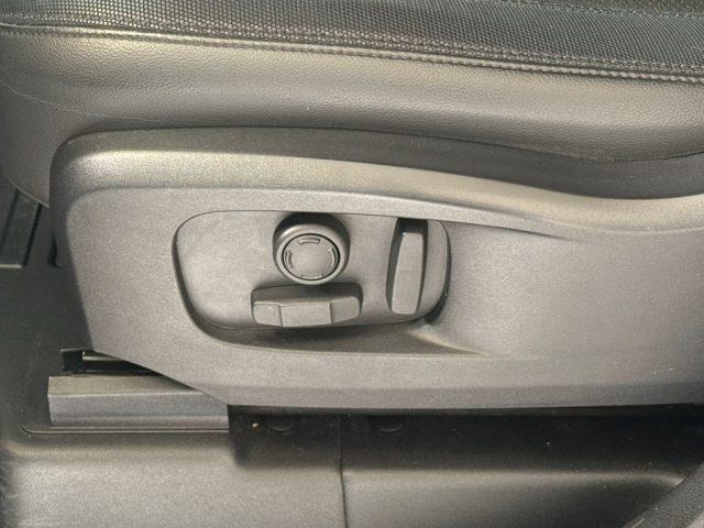 LAND ROVER Defender 110 3.0D I6 250 CV AWD Auto Hard Top X-Dynamic SE