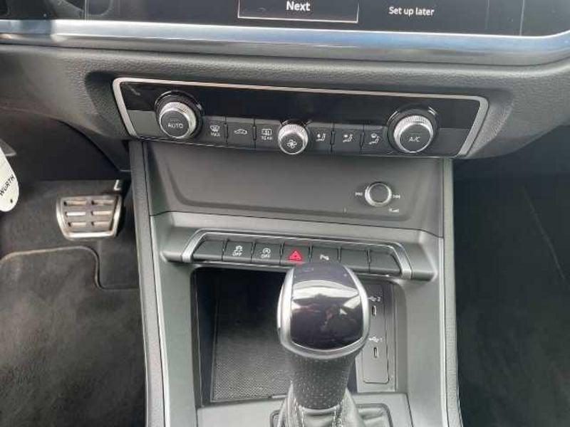 Audi Q3 II 2018 35 2.0 tdi S line edition s-tronic