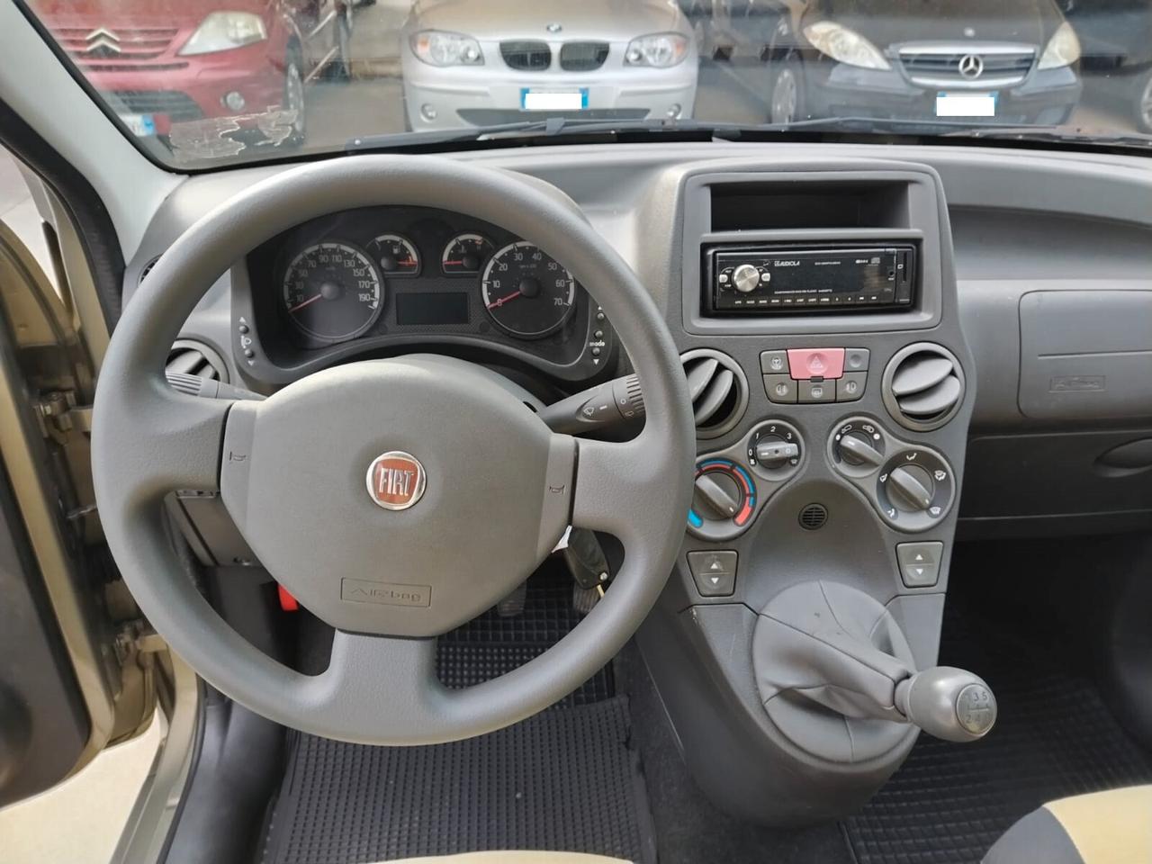 FIAT PANDA 1,2 11/2010