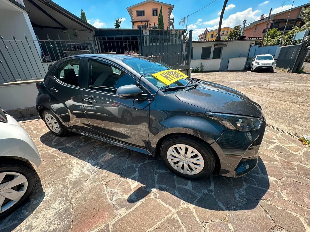Toyota Yaris 1.5 Hybrid 5 porte Business