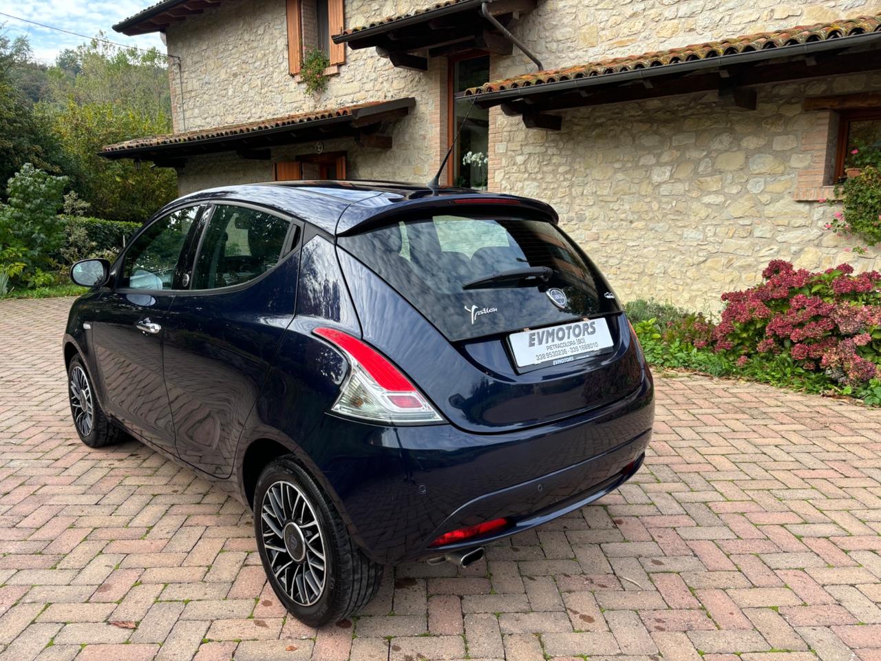 Lancia Ypsilon 1.2 69 CV 5 porte GPL Ecochic Gold