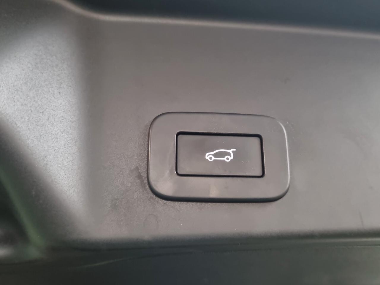 Land Rover Range Evoque 2.0D I4 163 CV AWD Auto R-Dynamic SE