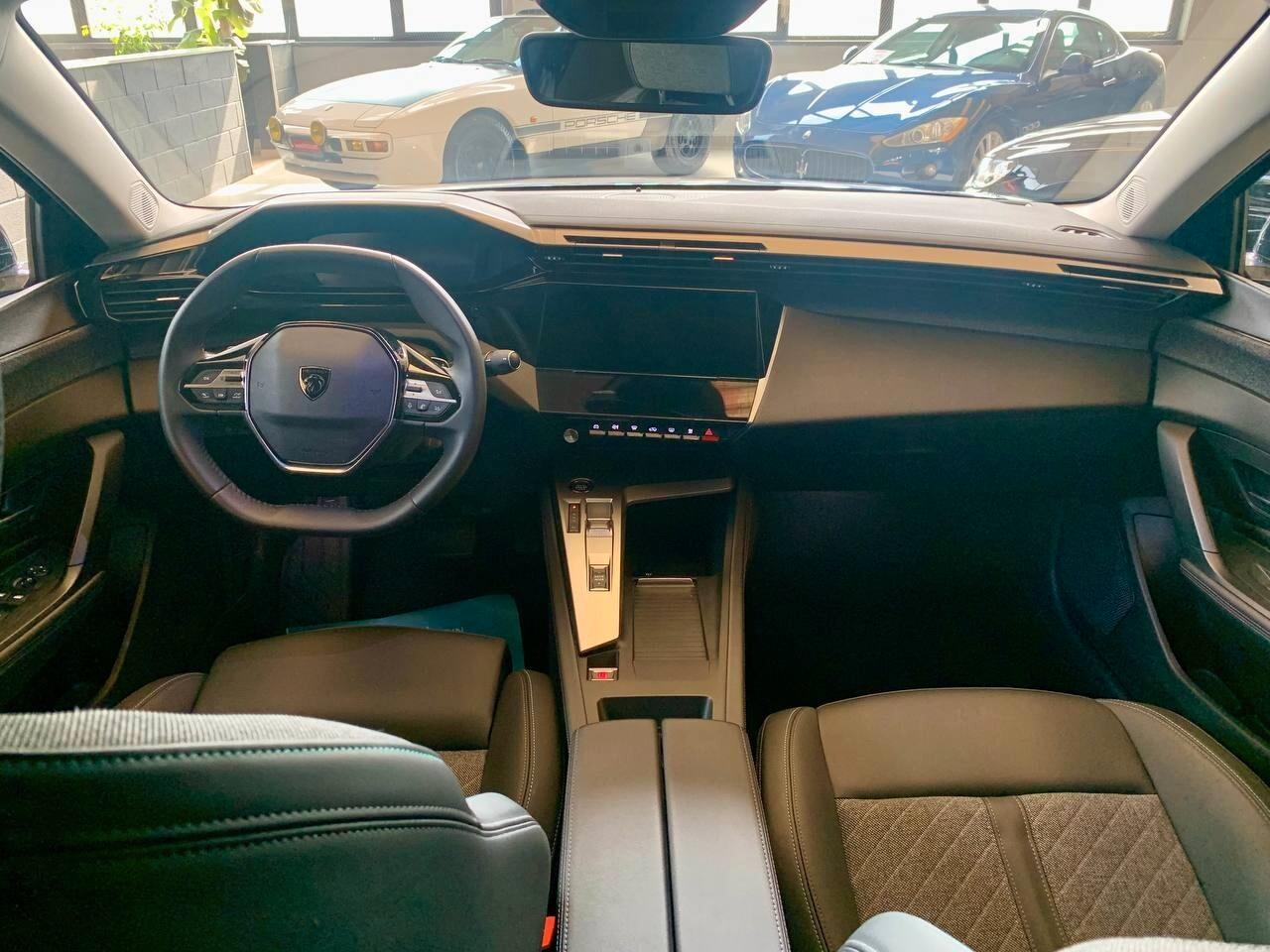 Peugeot 408 PureTech 130 S&S EAT8 Allure *PREZZO PROMO*