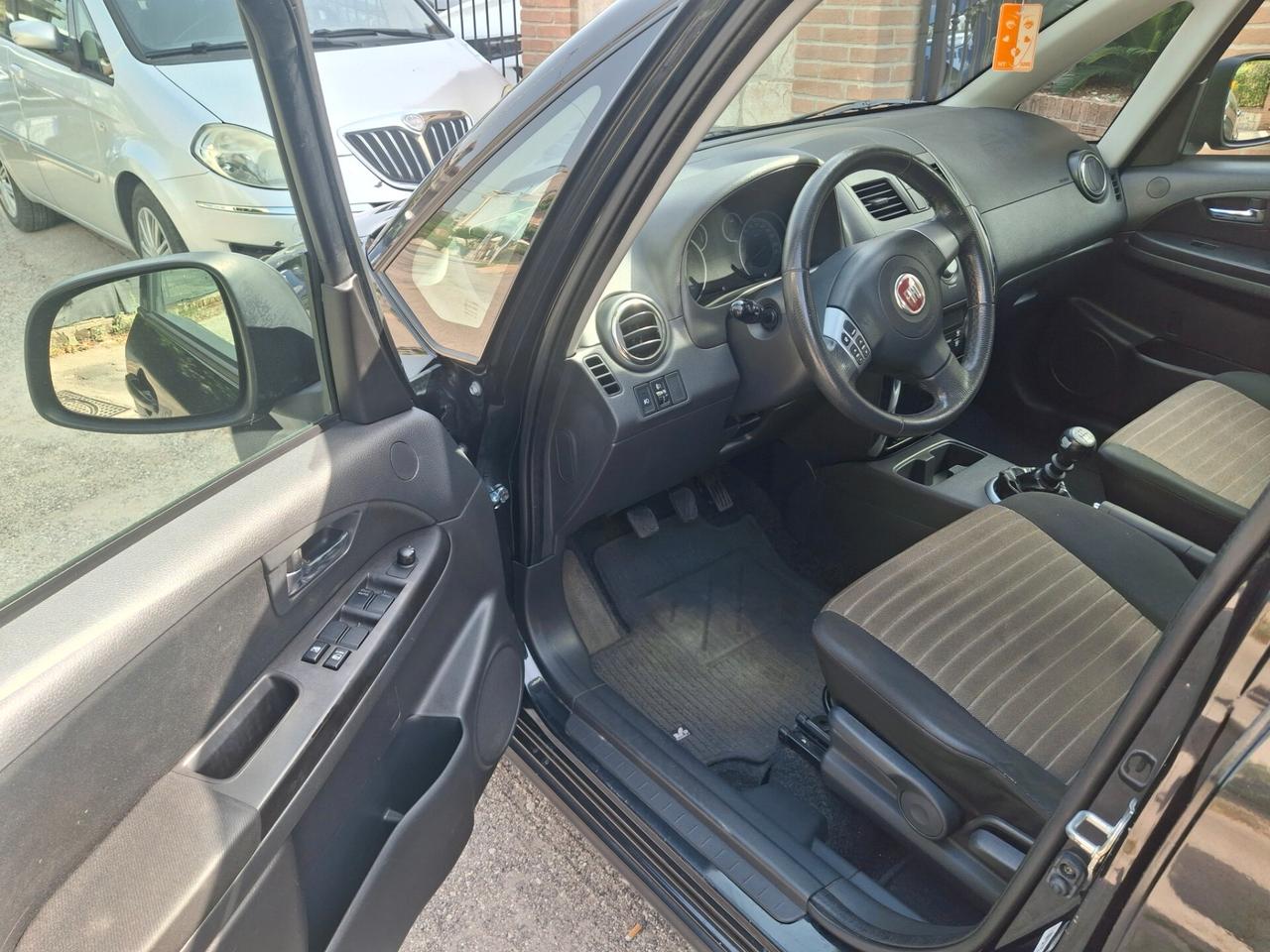 Fiat Sedici 2.0 MJT 16V DPF 4x4 Emotion