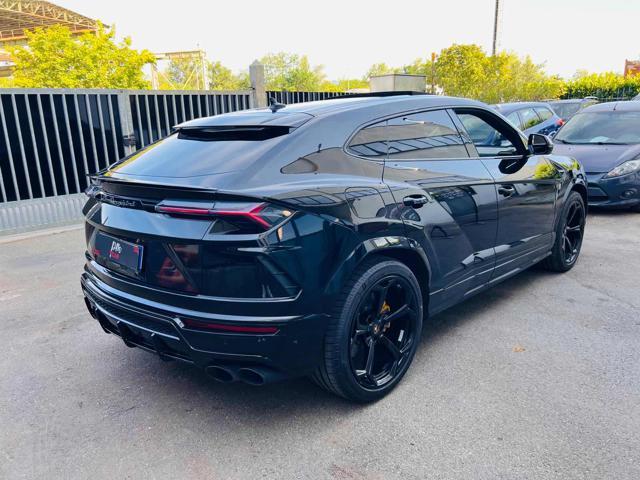 LAMBORGHINI Urus 4.0