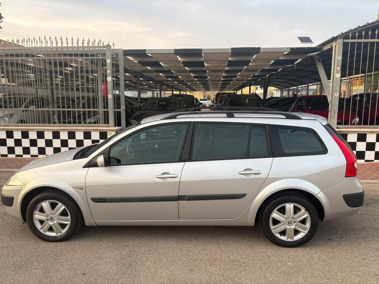 Renault Megane 1600 Sw Dynamique Unipro 2005