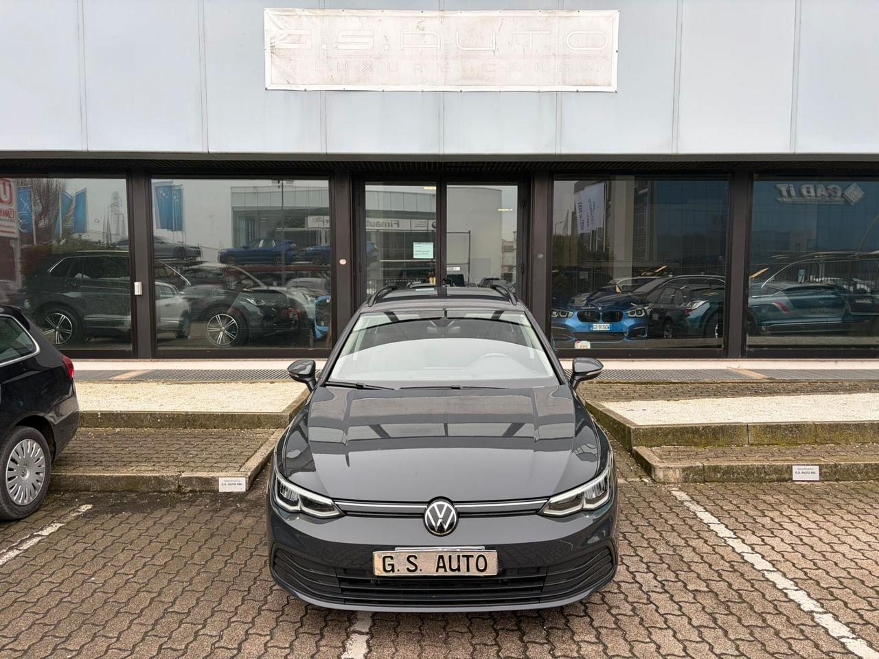 Volkswagen Golf Variant 2.0 tdi Life 115cv