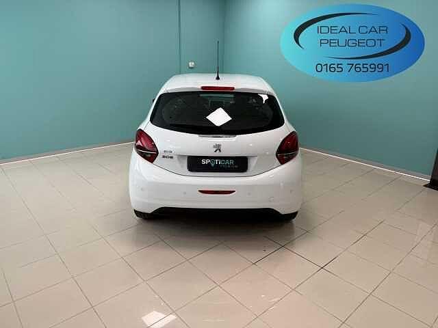 Peugeot 208 BlueHDi 75 5 porte Allure