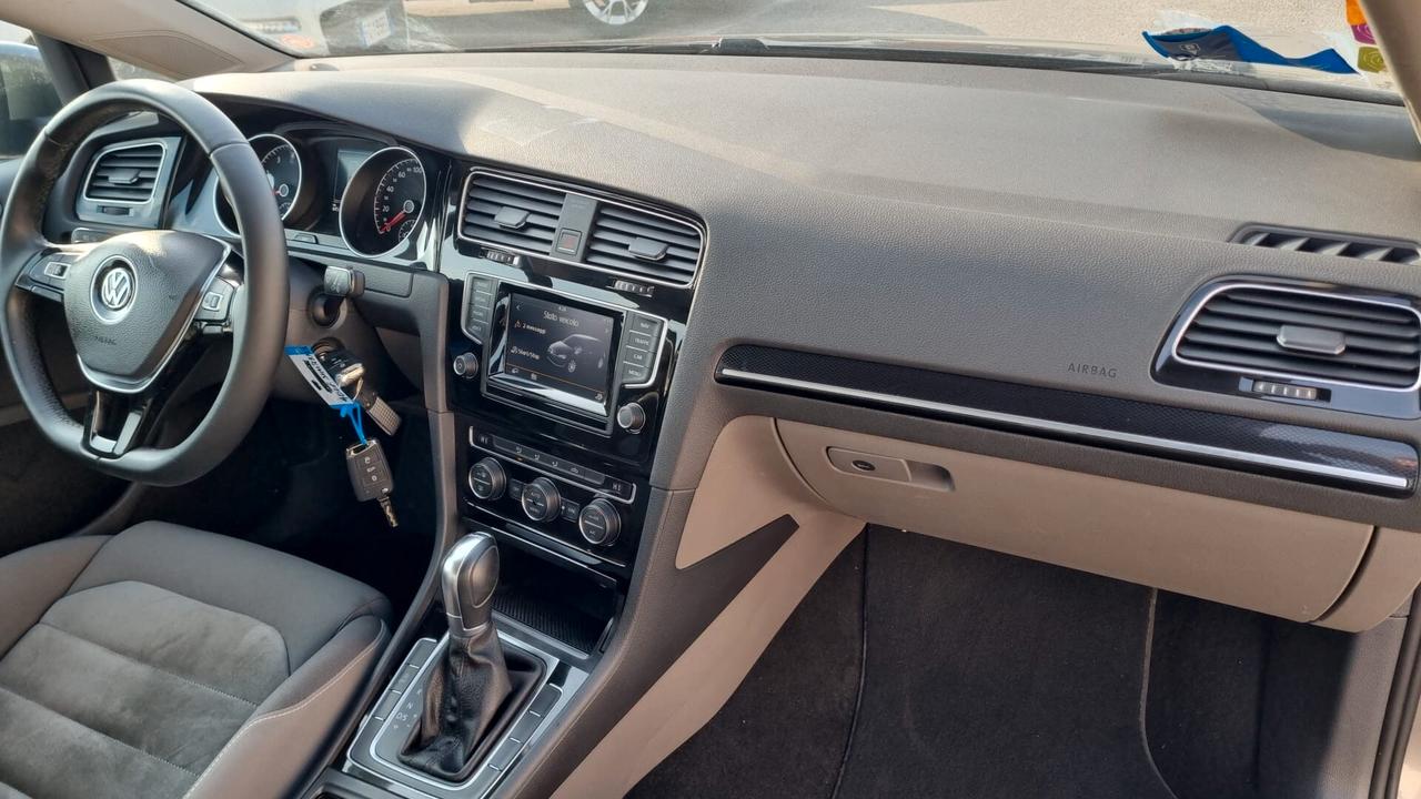 Volkswagen Golf Business 1.4 TSI DSG 5p. Highline BlueMotion Tech.