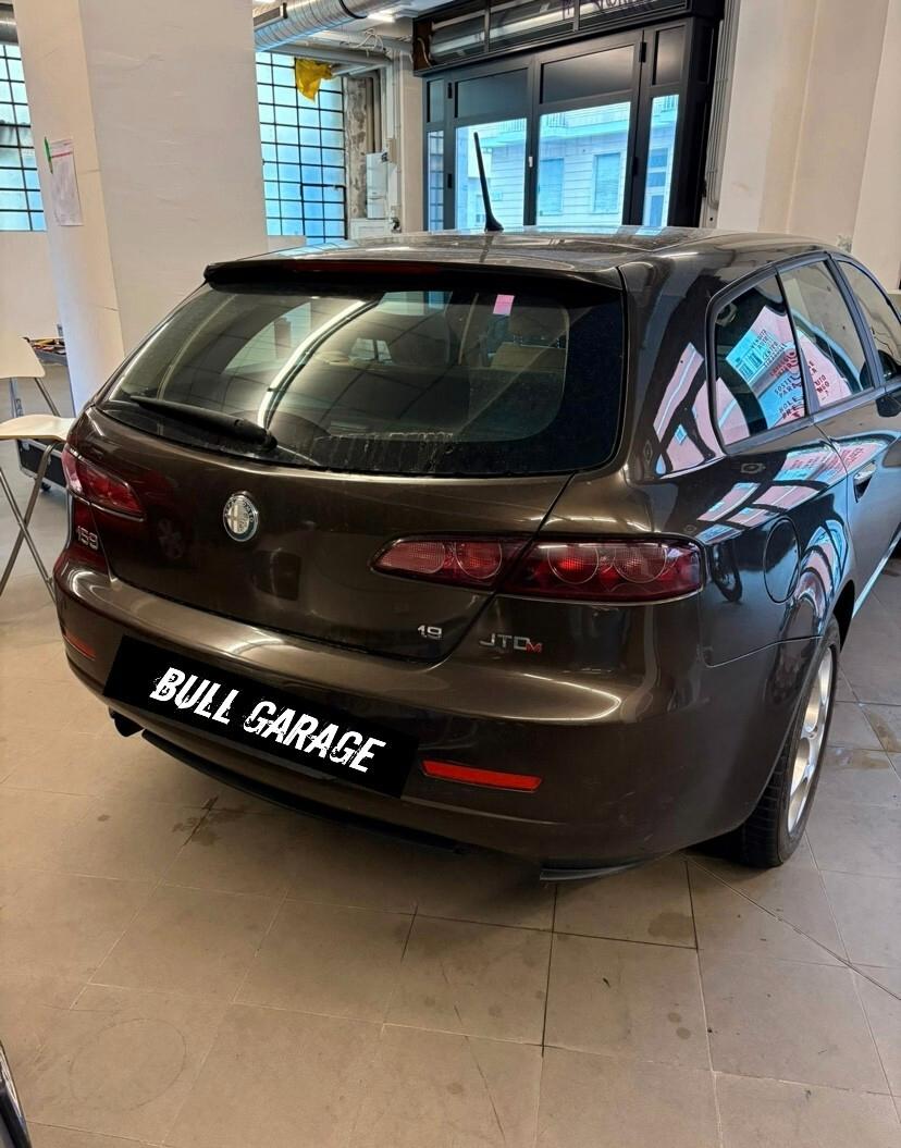 Alfa Romeo 159 1.9 JTDm Sportwagon SW