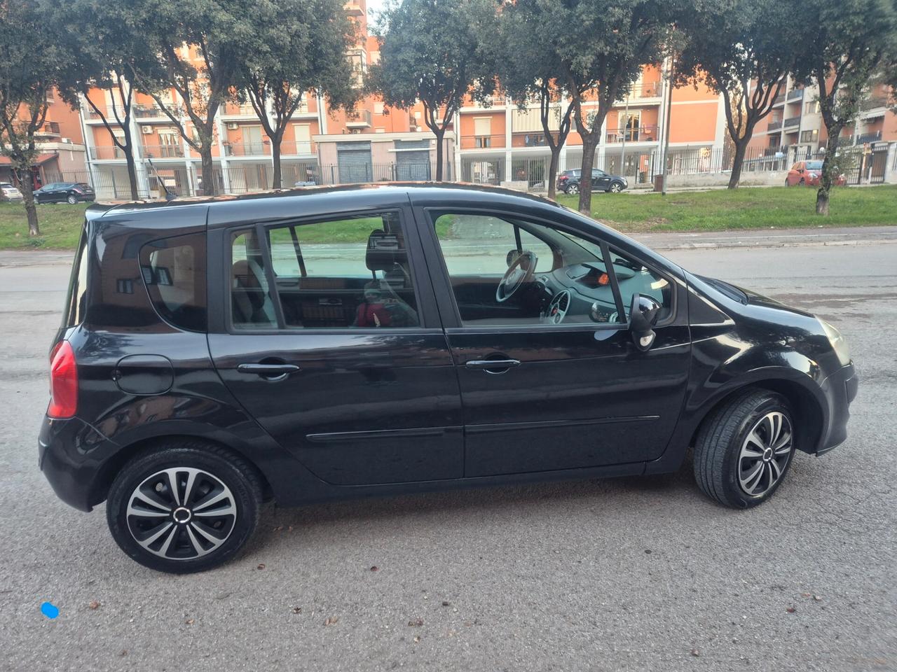 Renault Modus Grand 1.5 dCi 85CV Dynamique