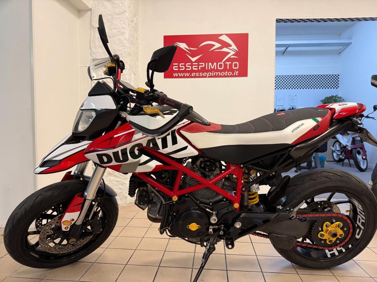 Ducati Hypermotard 796