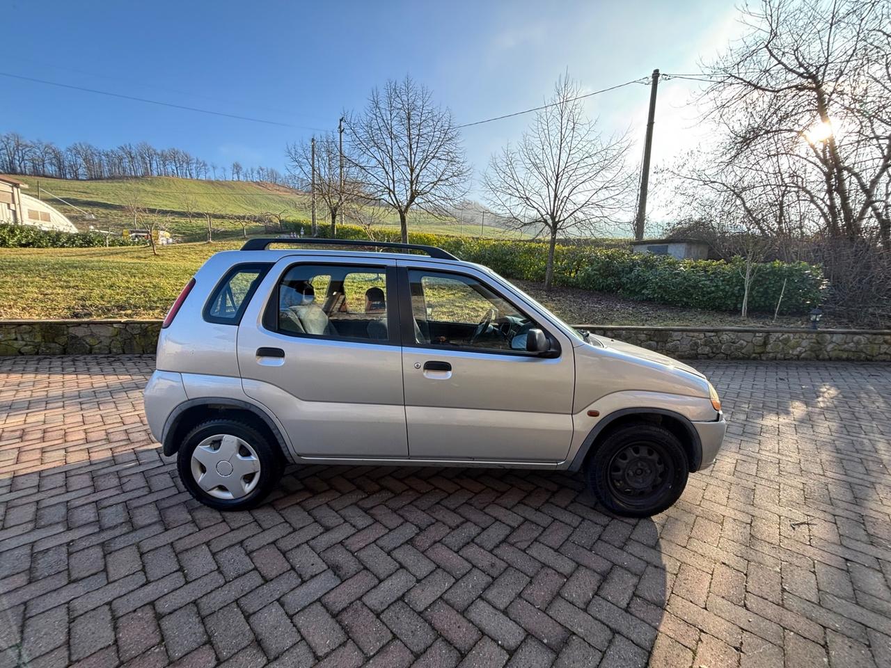 Suzuki Ignis 1.3i 16V cat 4WD GL