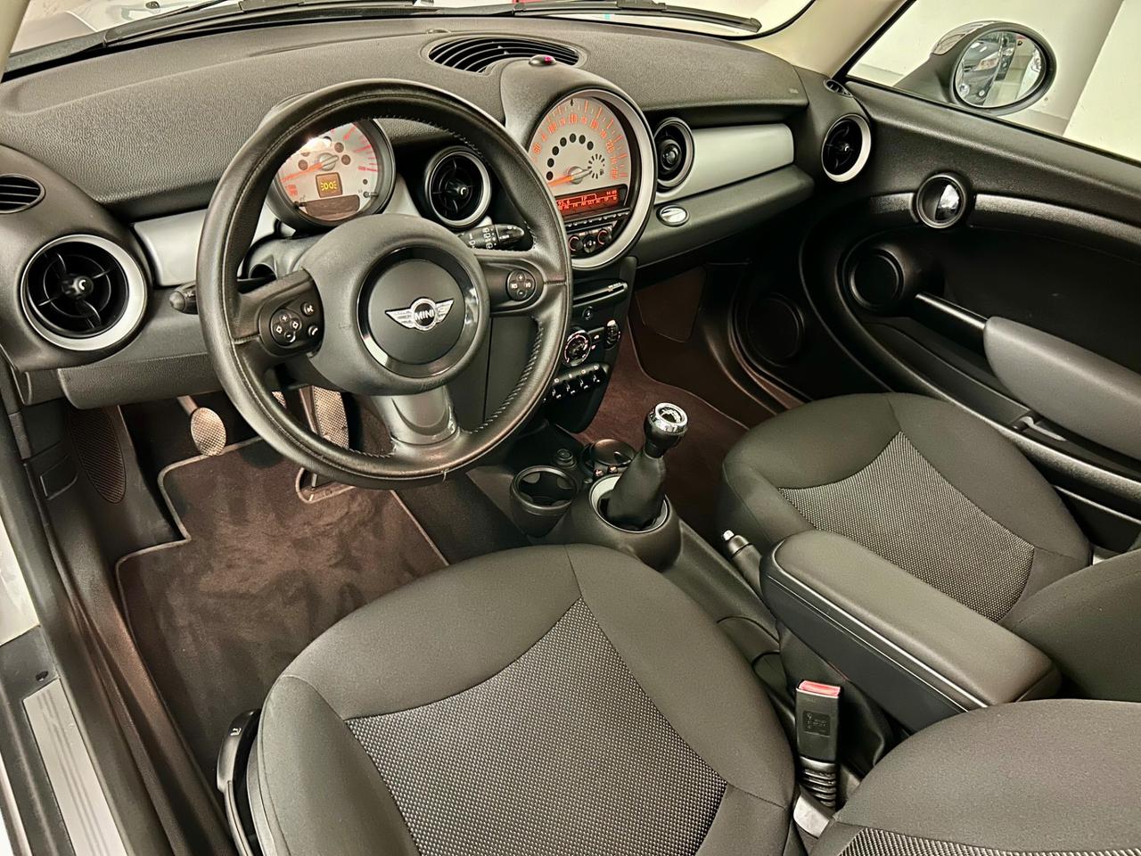 Mini Cooper Coupe 1.6 Coupé