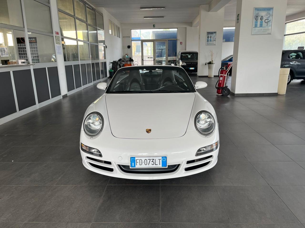 Porsche 911 Carrera 4S Cabriolet