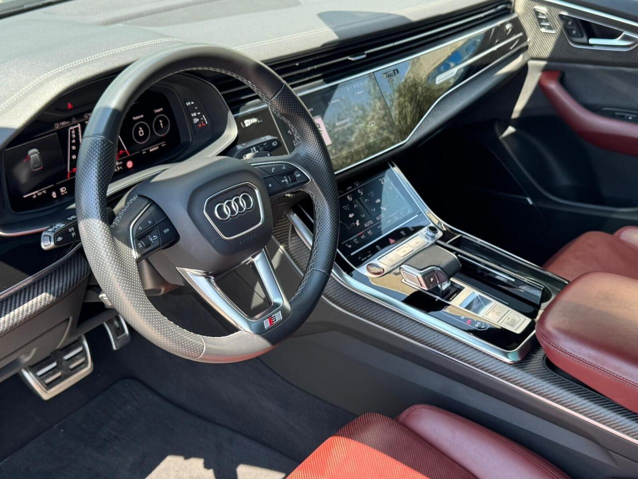 Audi Q8 SQ8 TFSI quattro tiptronic sport attitude possibilità noleggio no scoring