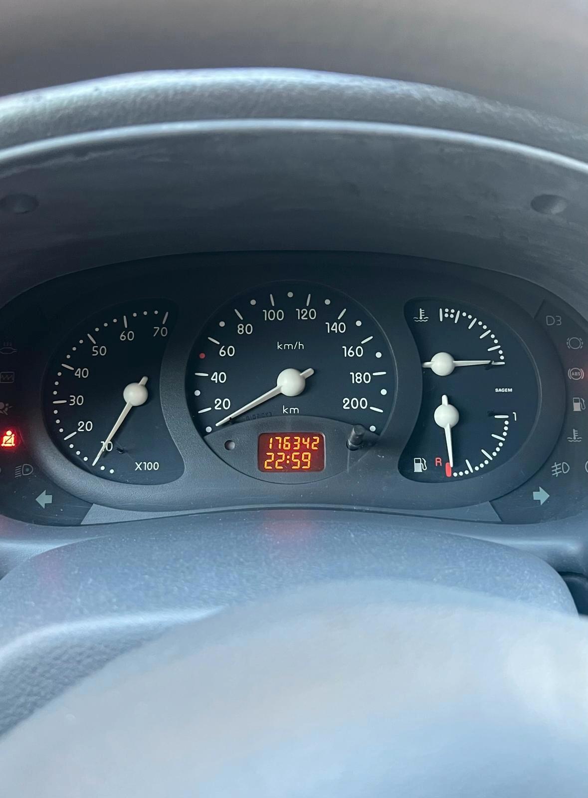 Renault Clio 1.2 cat 5 porte RT