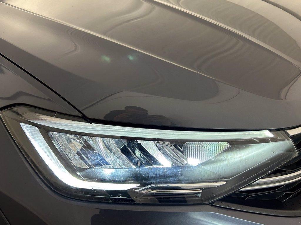 VOLKSWAGEN Taigo 1.0 tsi r-line 110cv dsg del 2023