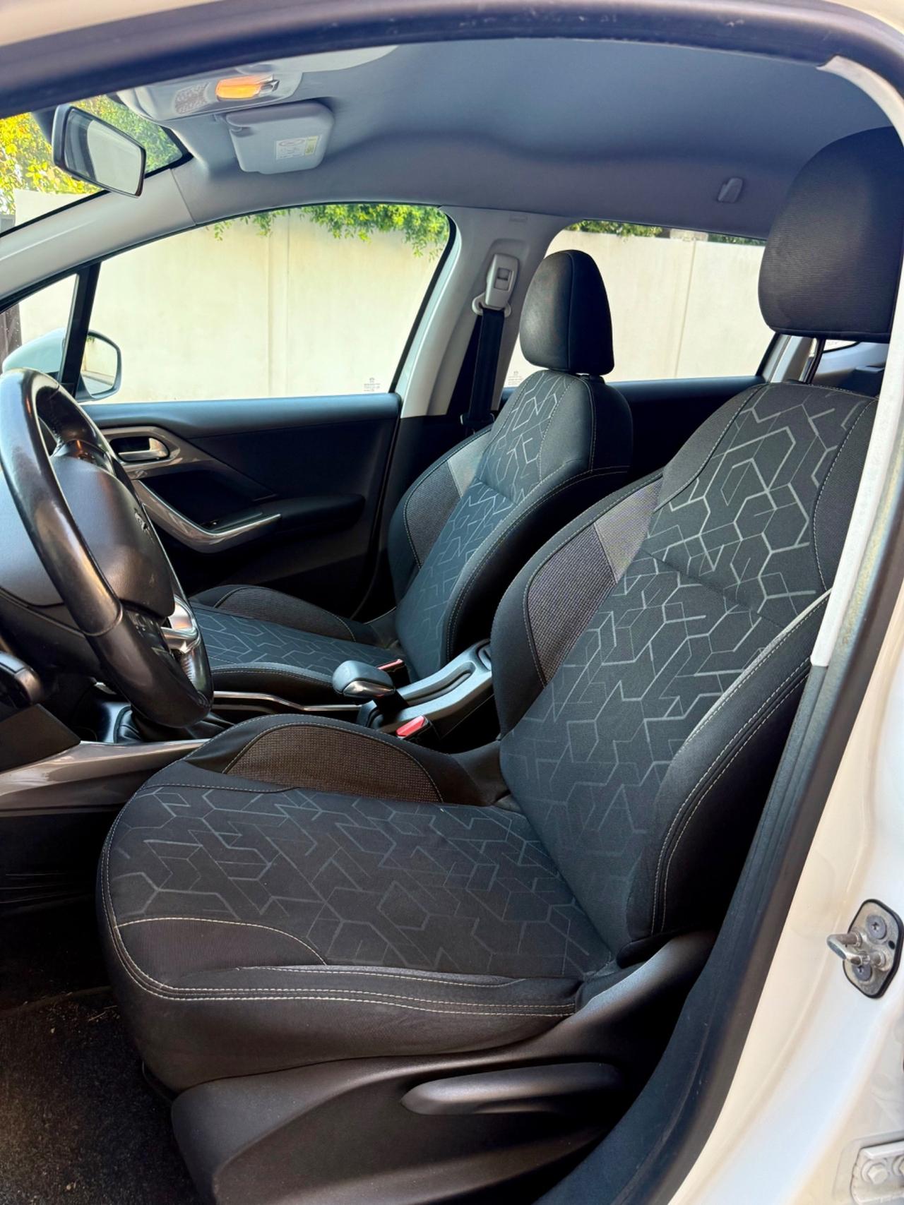 Peugeot 2008 BlueHDi 100 Active