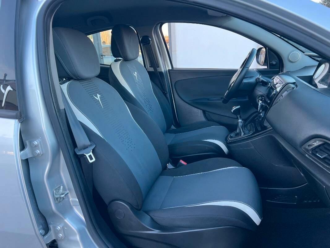 Lancia Ypsilon 1.3 mjt Gold s&s 95cv