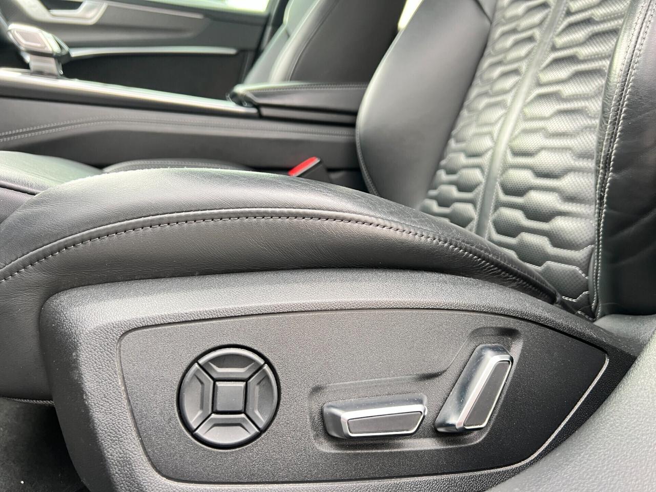 Audi RS6 RS 6 Avant 4.0 TFSI V8 quattro tiptronic