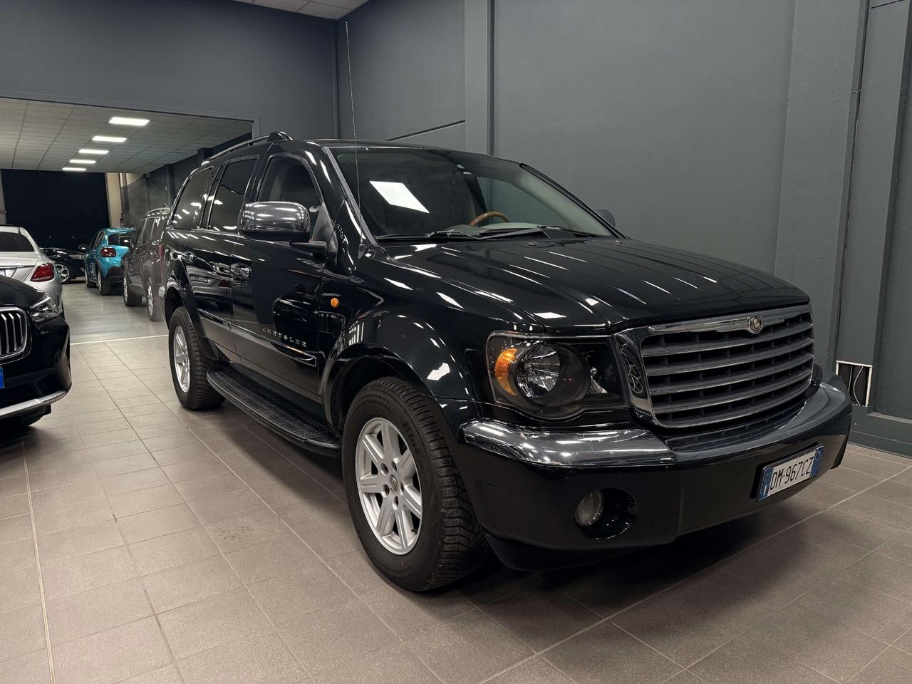 aspen 5.7 V8 HEMI cat AWD Touring