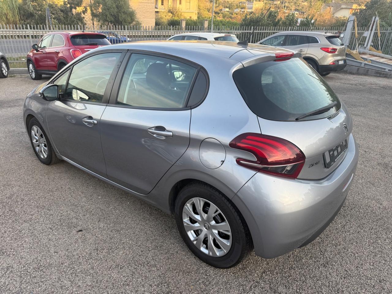 Peugeot 208 BlueHDi 100 S&S 5 porte Active