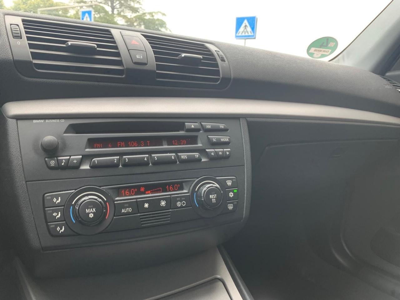 Bmw E87 116i 5p. Neopatentati