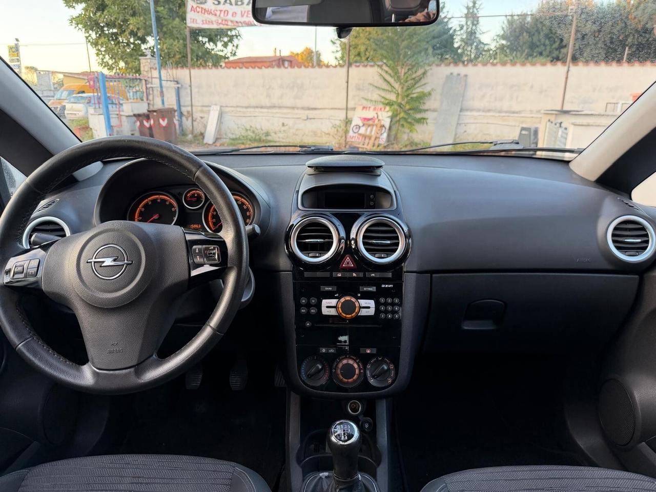 Opel Corsa 1.2 85CV 3 porte GPL-TECH b-color
