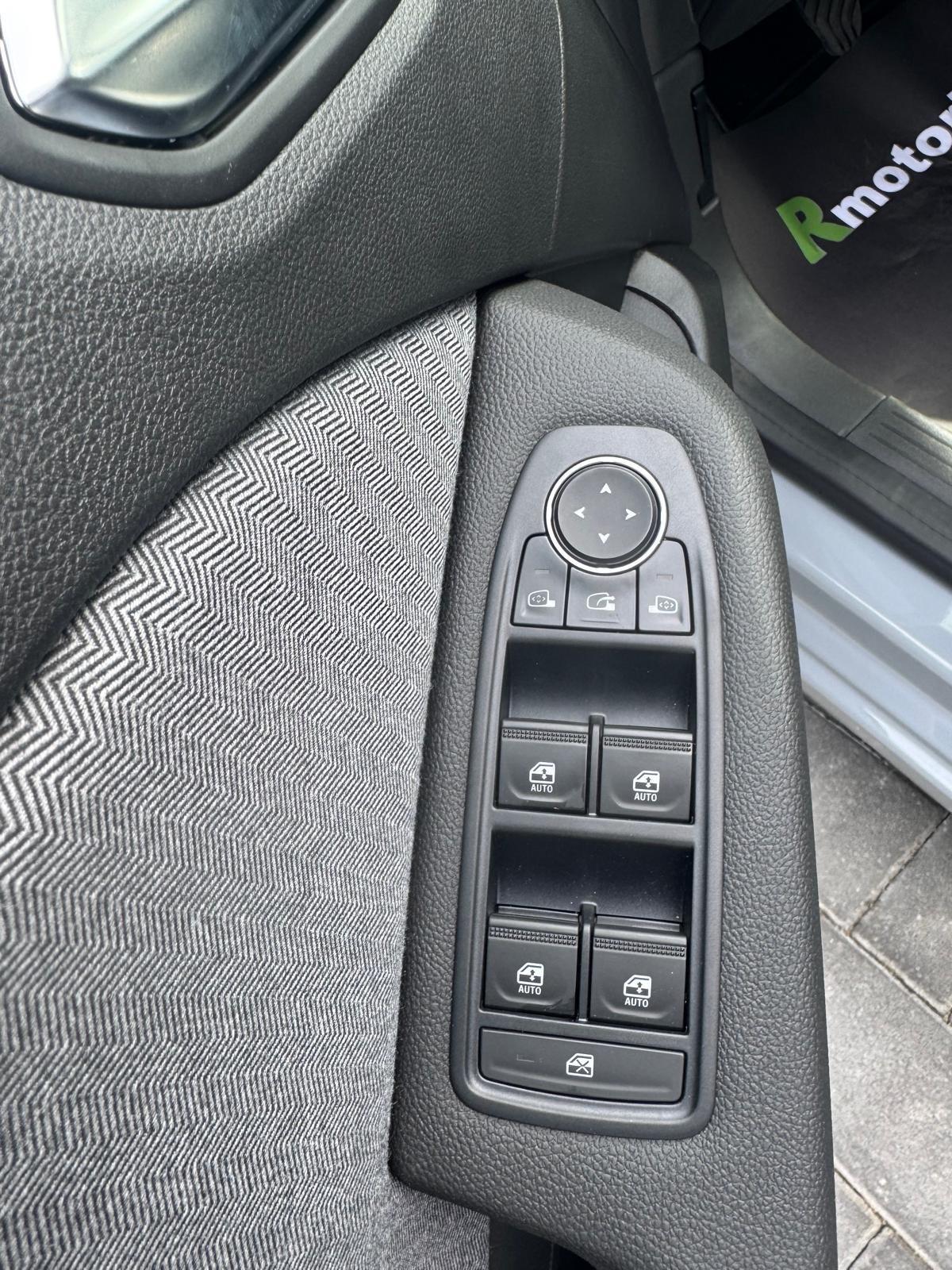 Renault Clio TCE TECHNO