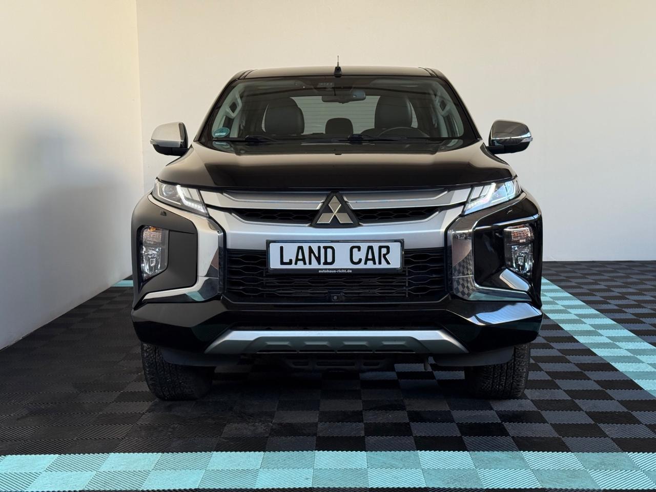 Mitsubishi L200 150CV 2.3 D Double Cab 4x4 Hurricane