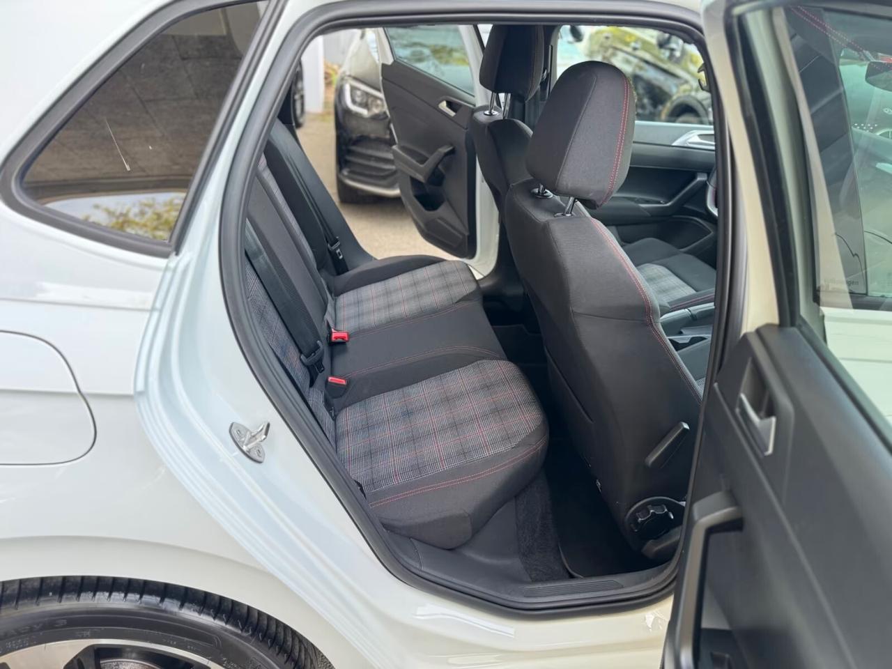 Volkswagen Polo GTI NAVI - CAMERA
