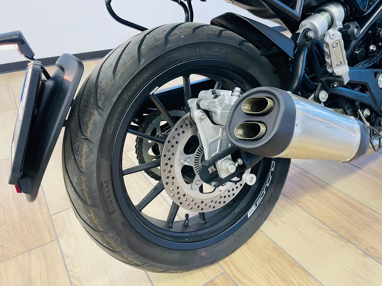 Benelli Leoncino 500