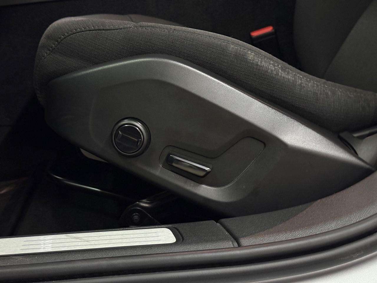 VOLVO V60 2021 B4 Geartronic
