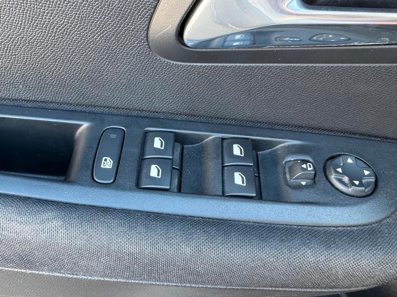 PEUGEOT 208 1.2 BENZINA 75CV 2022 ALLURE 37000KM FULL LED